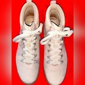 Timberland Womens 7.5 Ellendale Mid Lace-Up Hiking Boot...New See